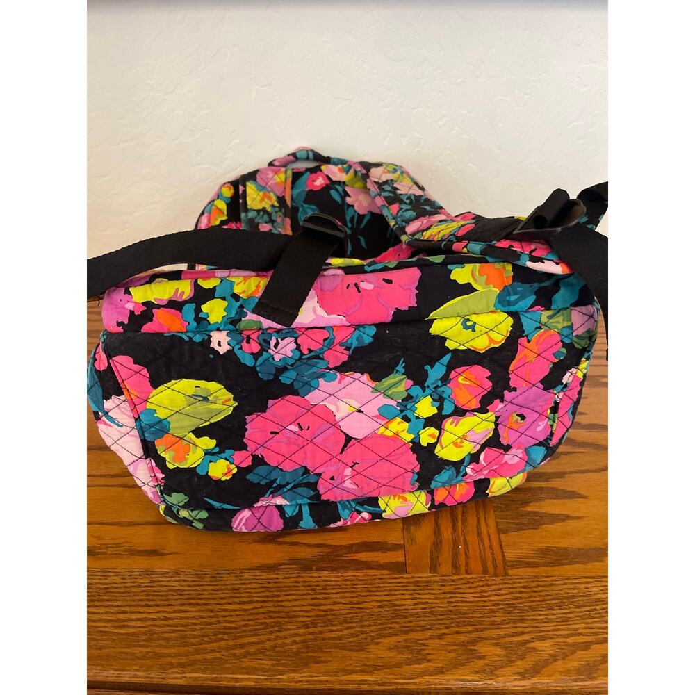 Vera Bradley, large floral quilted backpack - Picture 7 of 12